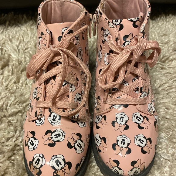 Disney Minnie Mouse Patterned Pink Boots - Picture 1 of 4